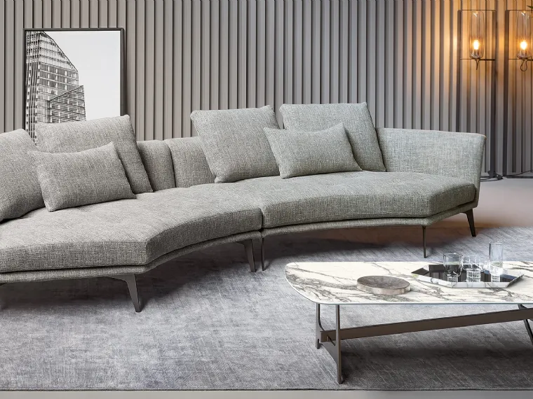 Tavolino Slot Coffee Table con top in ceramica e base in metallo di Bonaldo