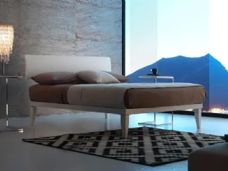 Letto matrimoniale in melaminico con testiera Niky Legno di Ergogreen