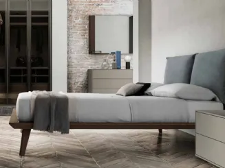 Letto con testiera in tessuto Talak di SantaLucia