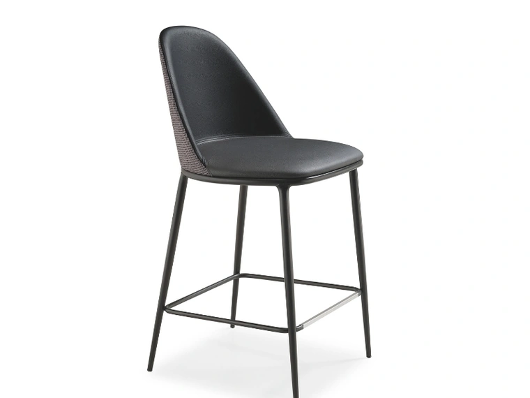 Sgabello in pelle Lea Deluxe di Midj