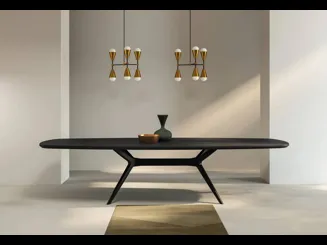 Tavolo a botte Glamour in legno sagomato di rovere di Fratelli Mirandola
